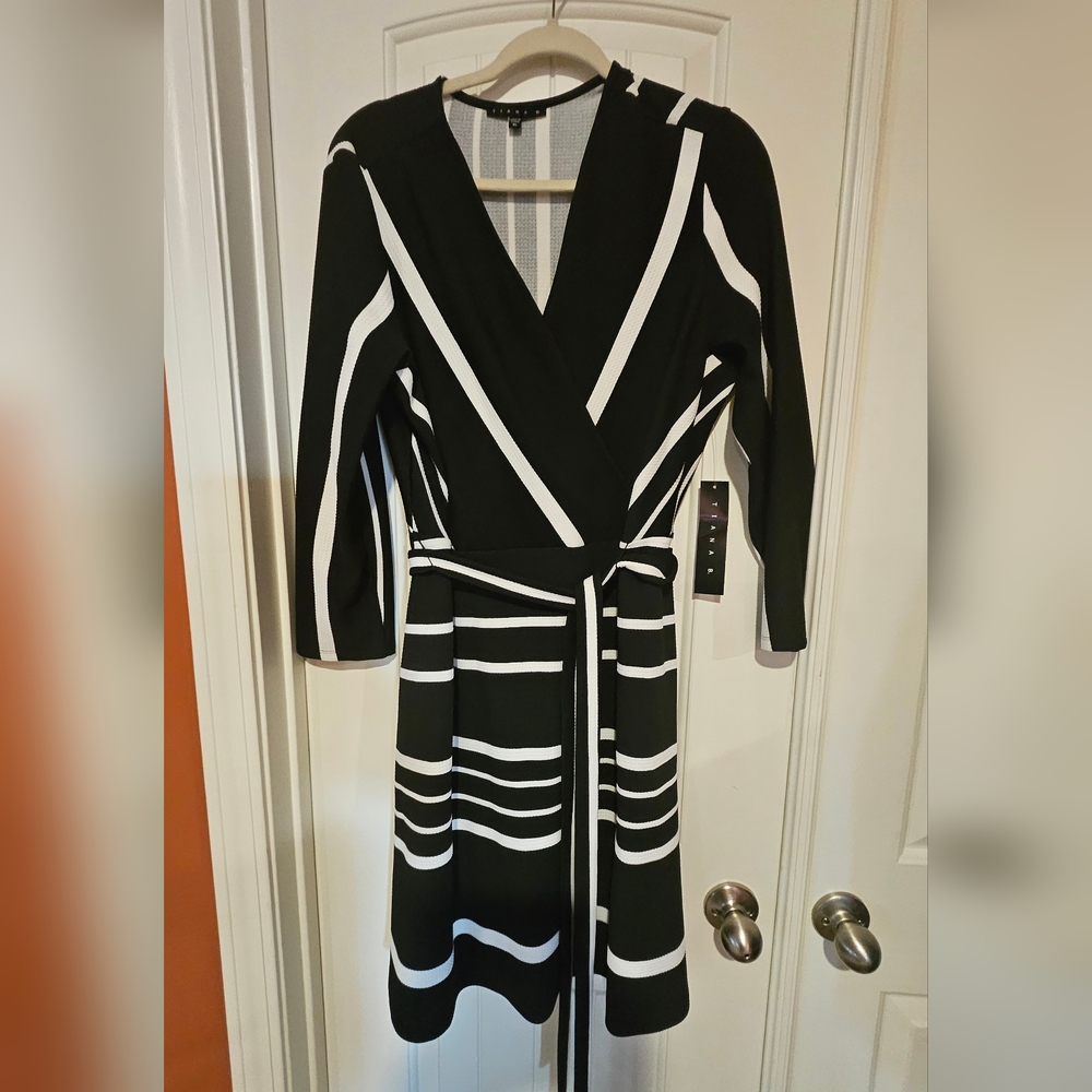 Tiana B. Black and White Long Sleeve Dress